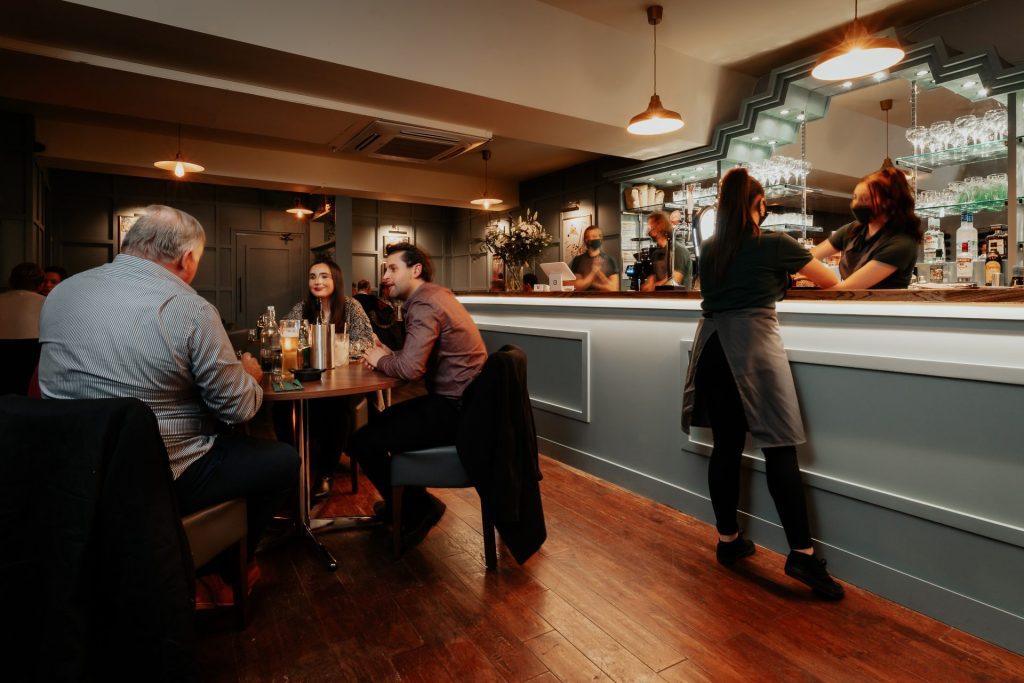 Launch of Ollie's Restaurant in Torquay - Restaurant & Bar photographer, Sue Vaughton